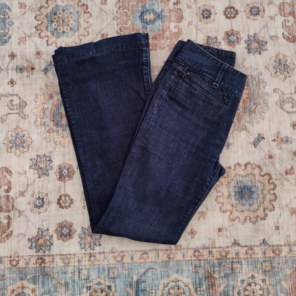 Club Monaco, 26 - dark denim jeans with clasp enclosure - Picture 1 of 10